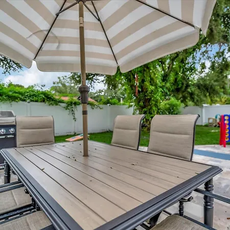 The Bardmoor A Luxury Family Retreat In St Pete Vila